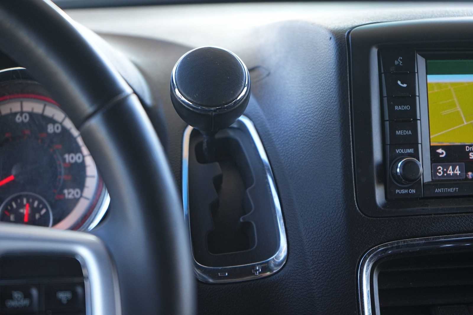 Thumbnail: 2018 Dodge Grand Caravan - 20