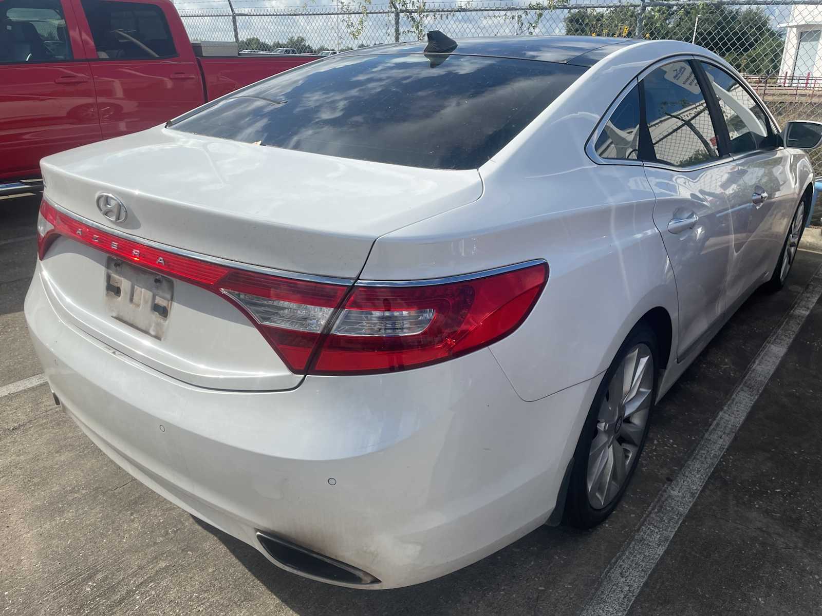 Thumbnail: 2013 Hyundai Azera - 3