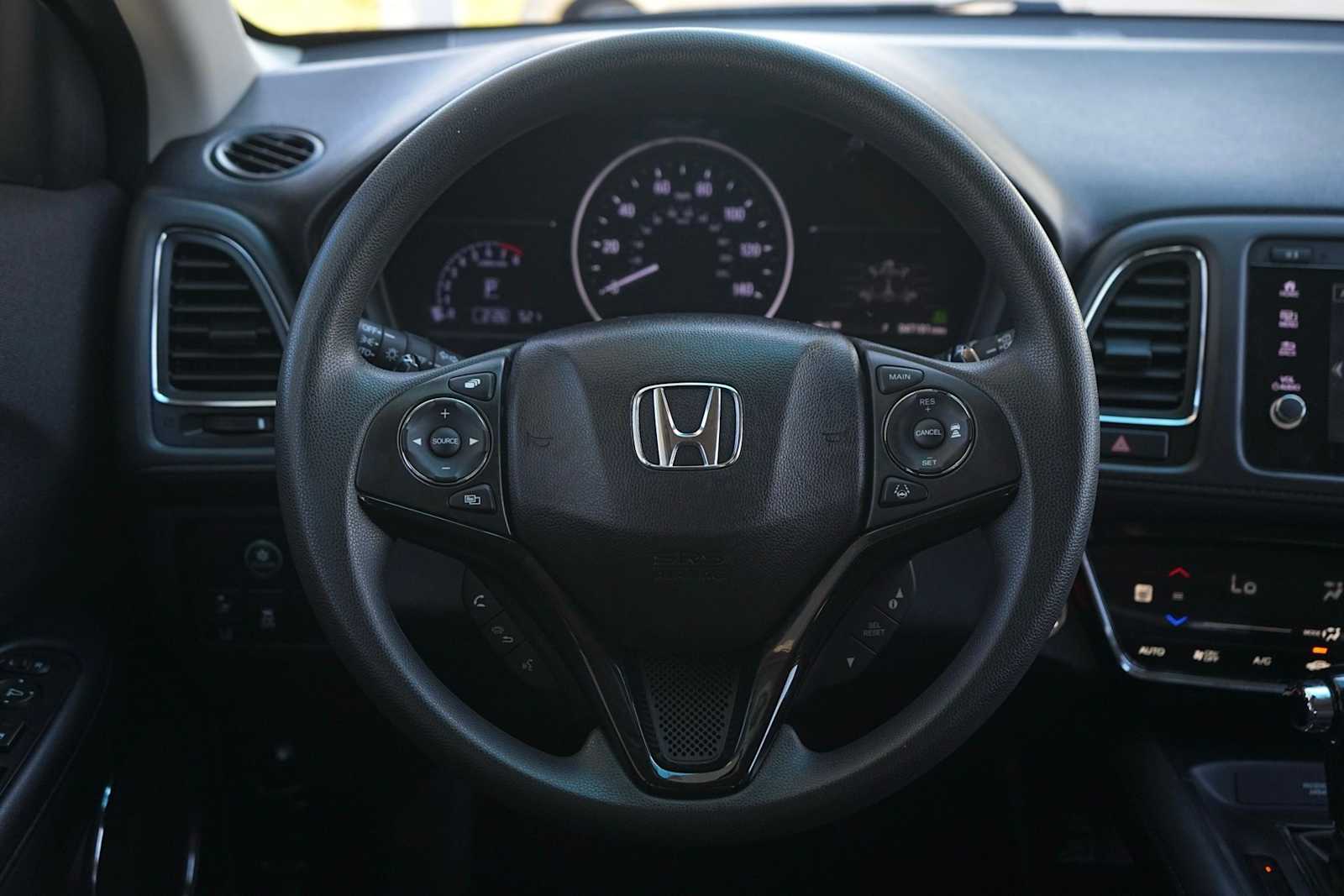 Thumbnail: 2019 Honda HR-V - 16