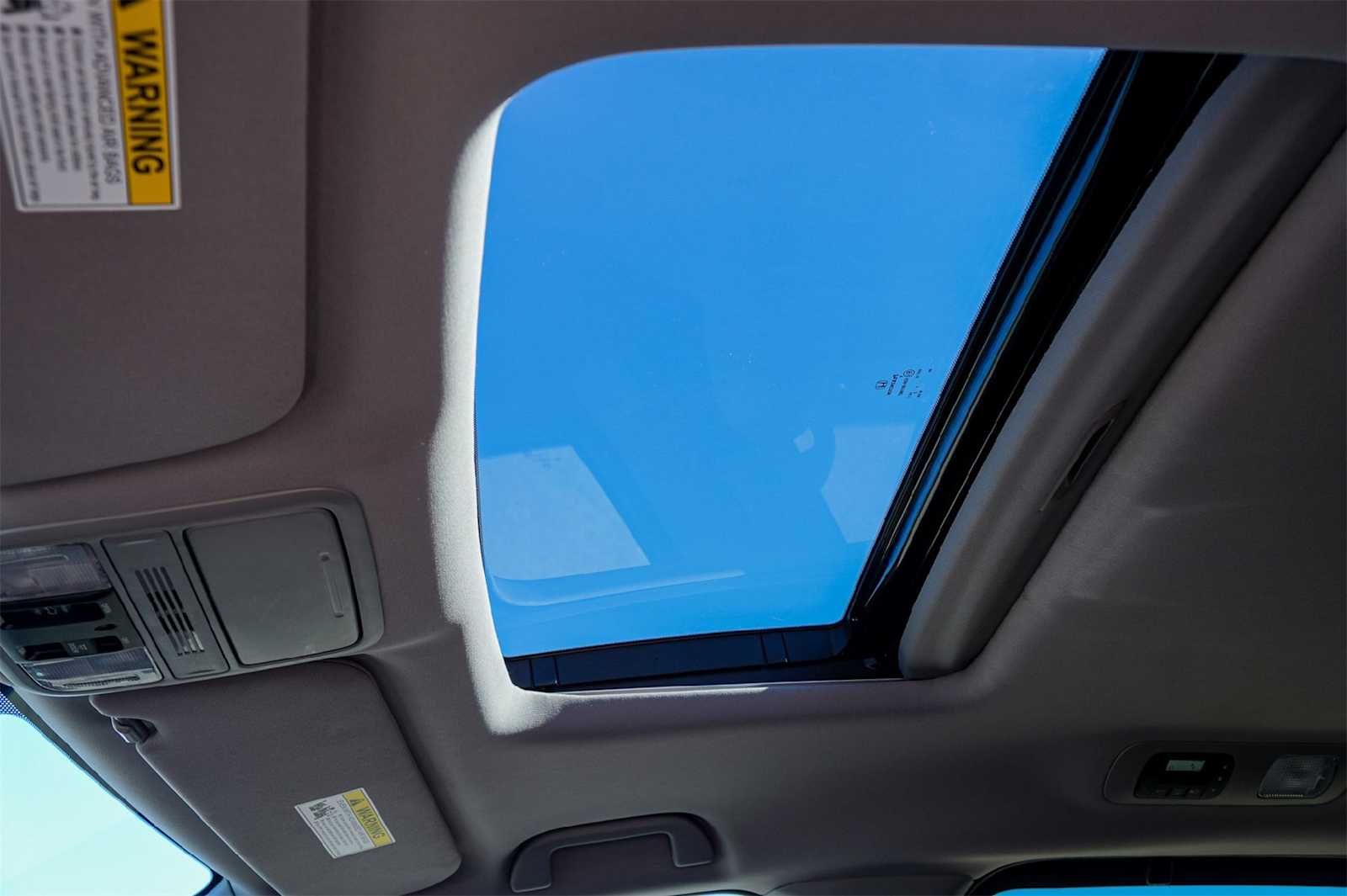 Thumbnail: 2024 Honda Odyssey - 23