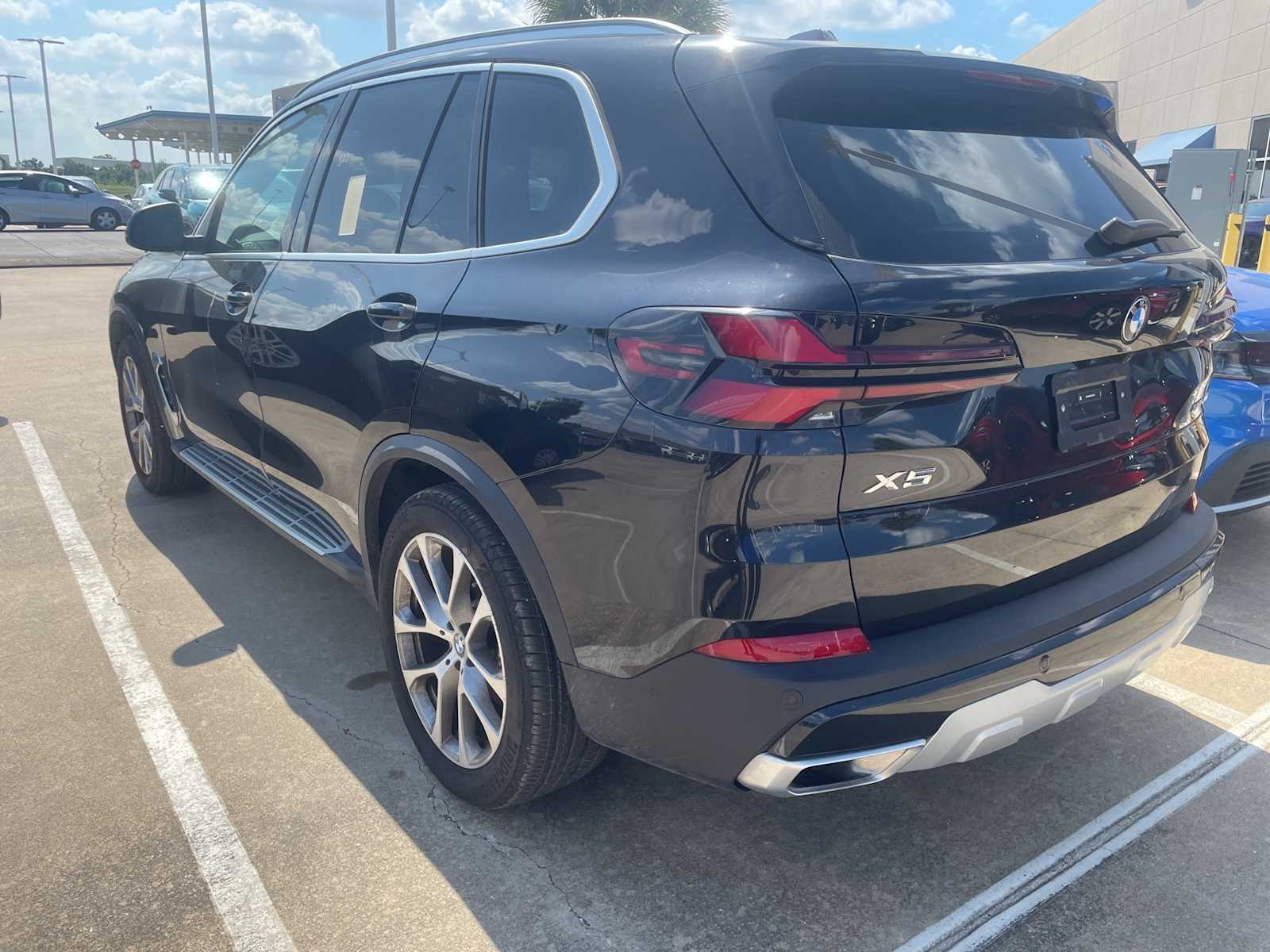 Thumbnail: 2025 BMW X5 - 2