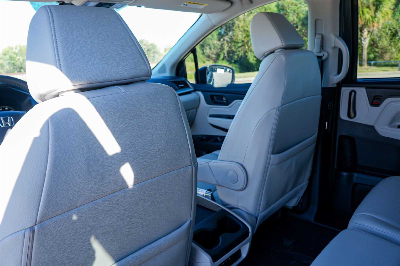 Thumbnail: 2026 Honda Odyssey - 12