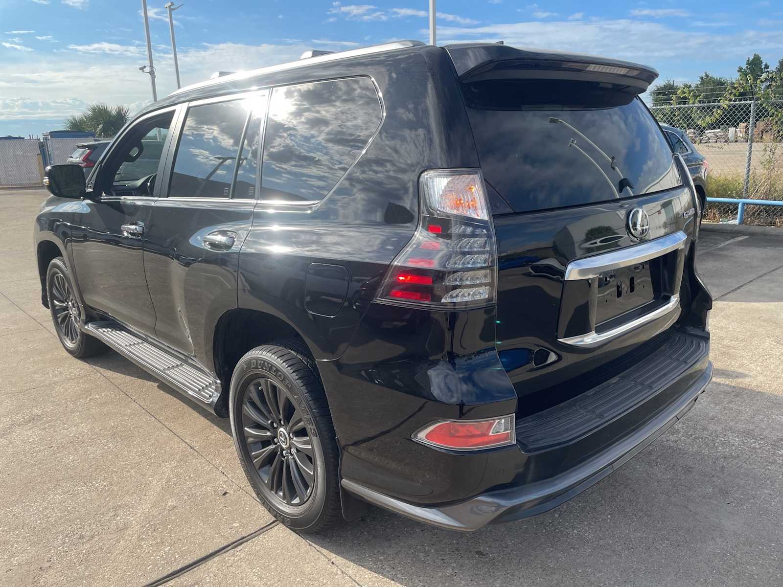 Thumbnail: 2023 Lexus GX - 2