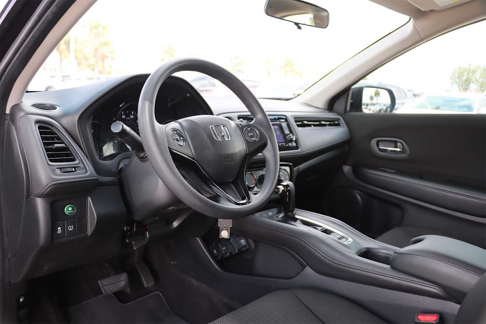 Thumbnail: 2016 Honda HR-V - 2