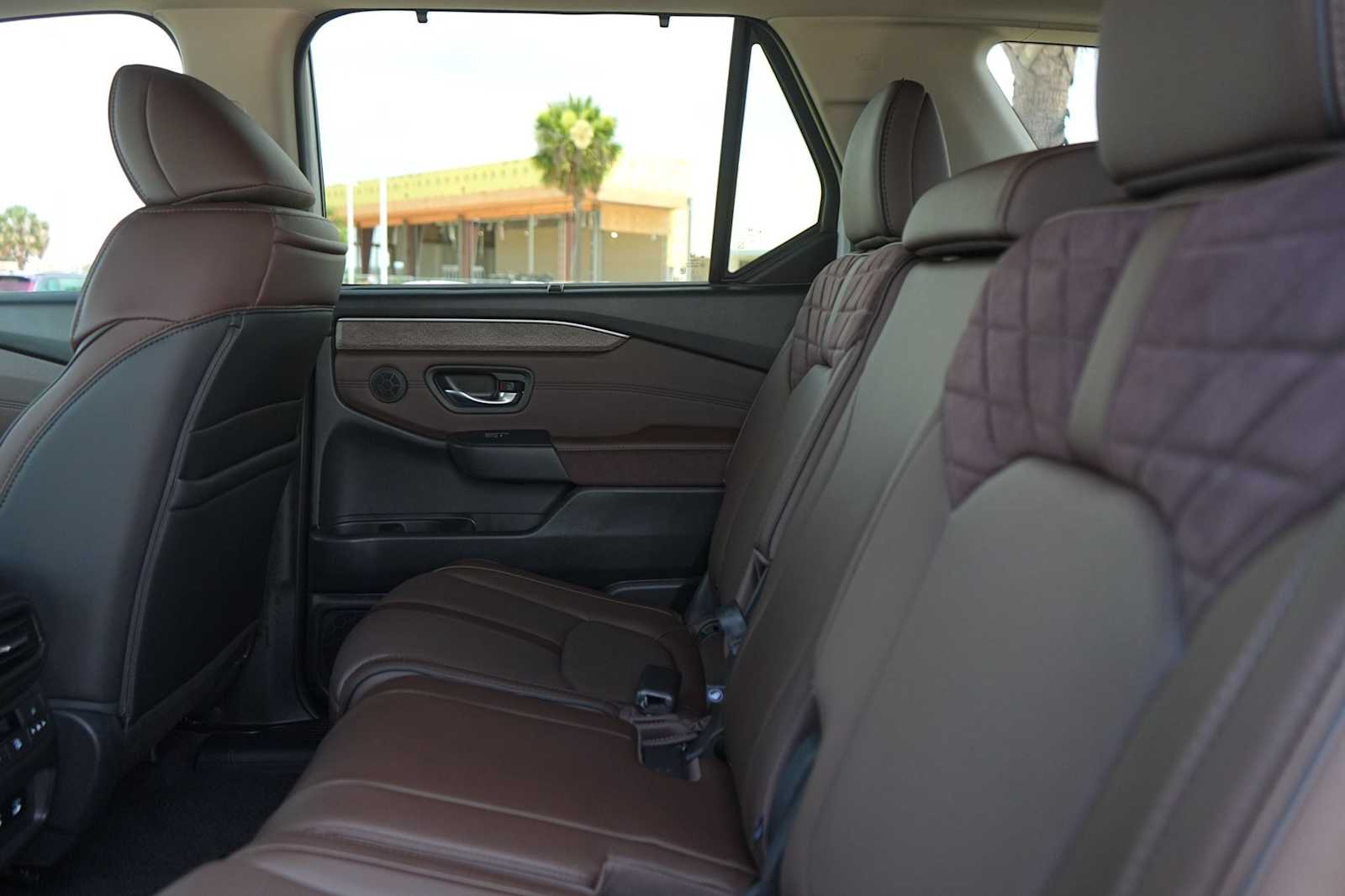 Thumbnail: 2026 Honda Pilot - 13