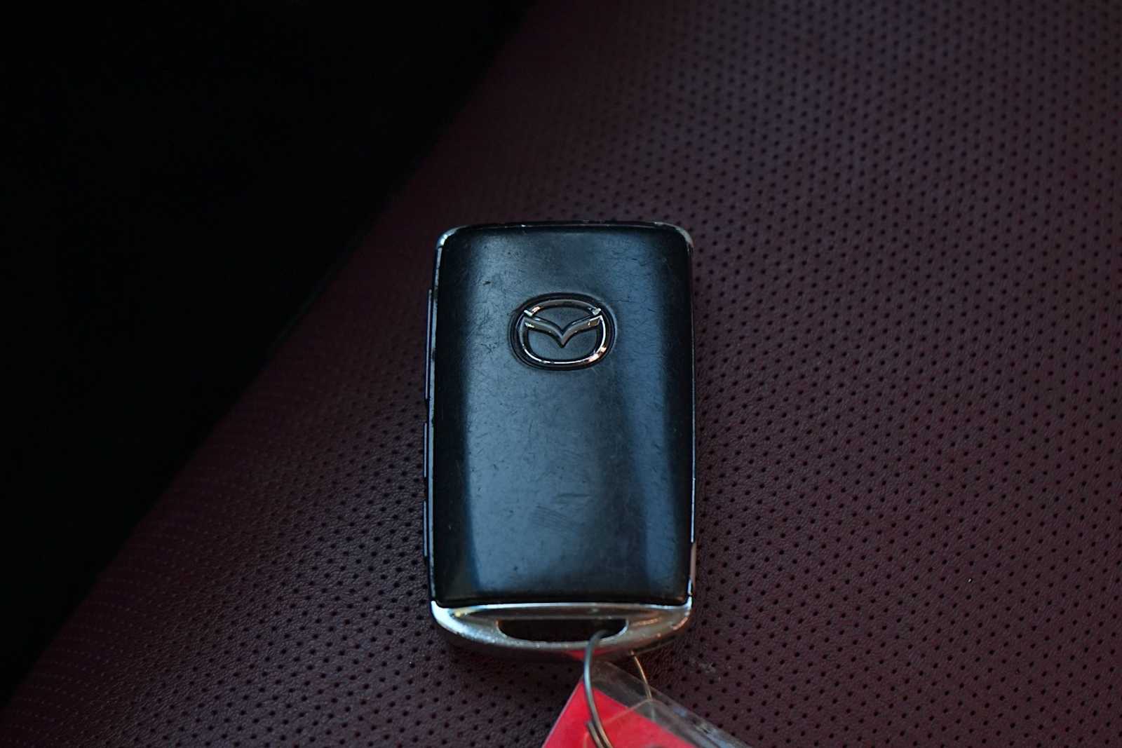 Thumbnail: 2023 Mazda Mazda3 - 28