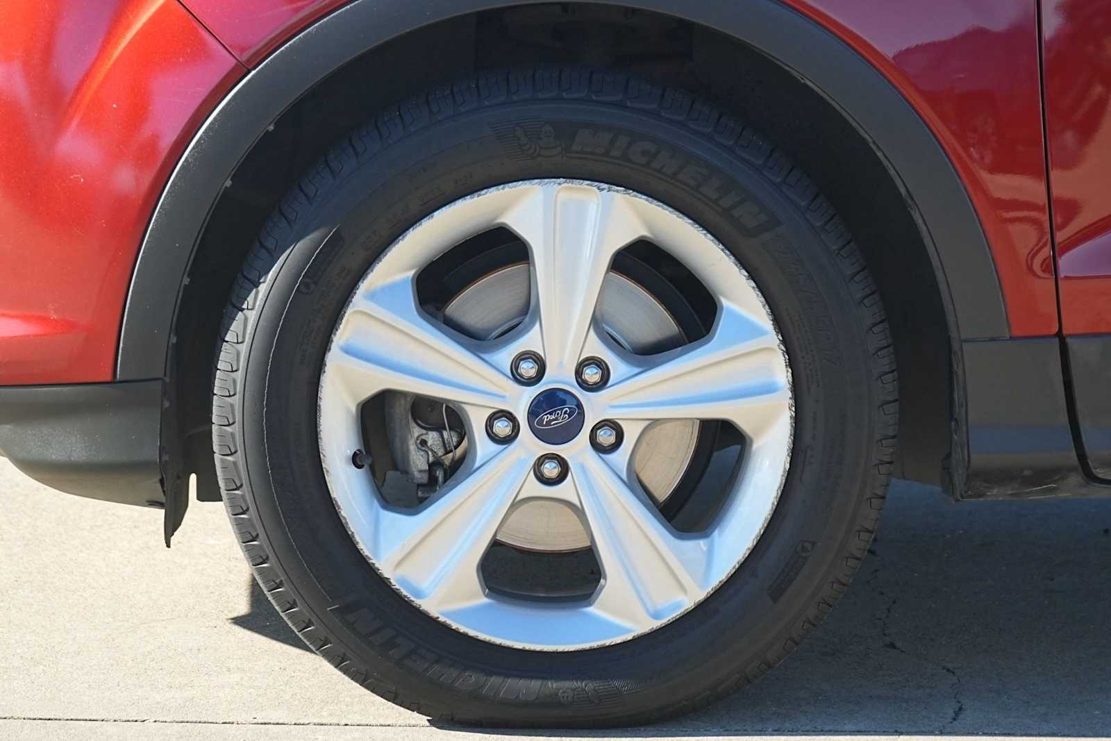 Thumbnail: 2015 Ford Escape - 7