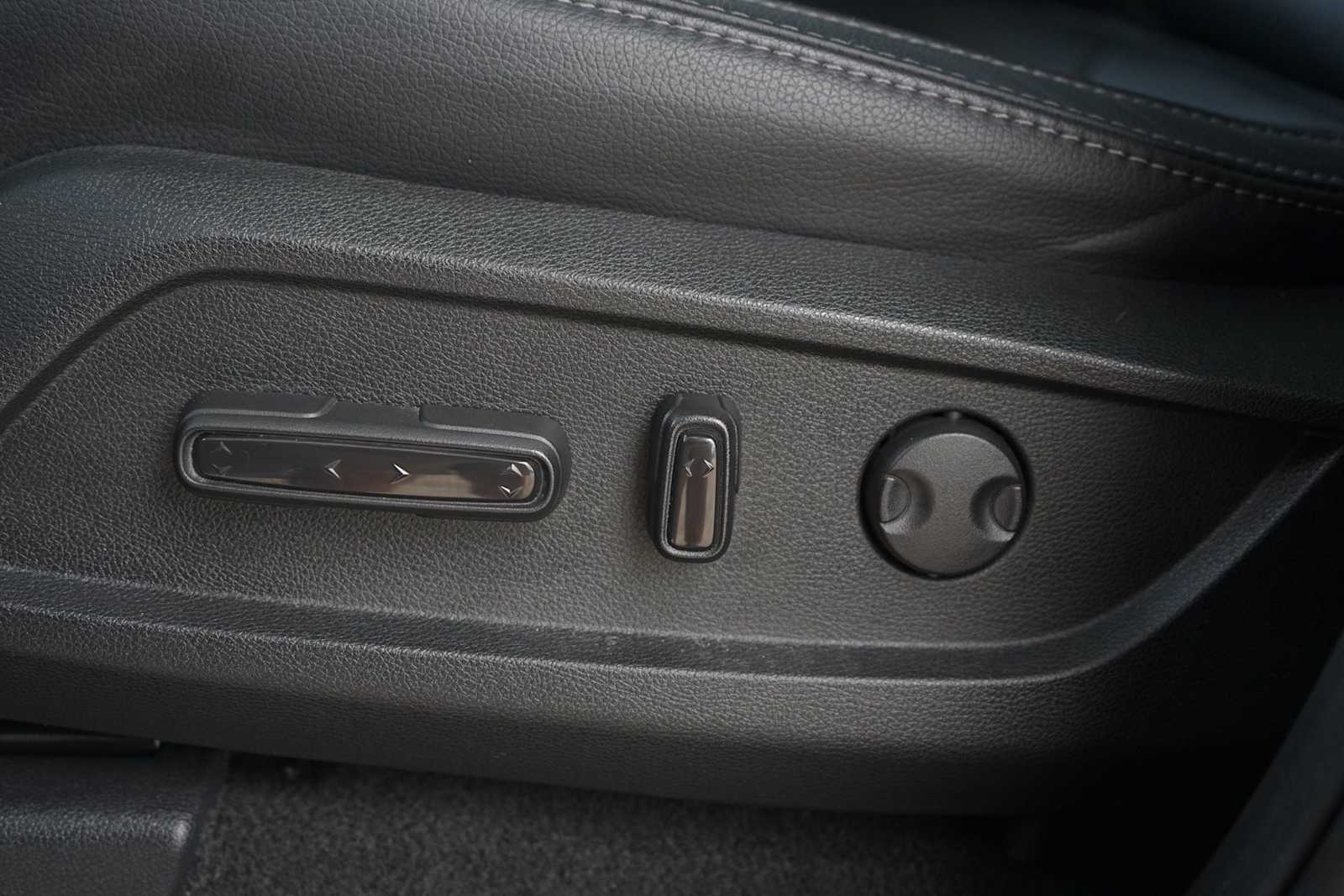 Thumbnail: 2023 Honda Pilot - 12