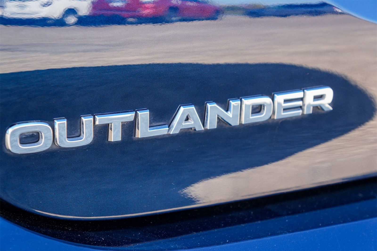 Thumbnail: 2024 Mitsubishi Outlander - 7