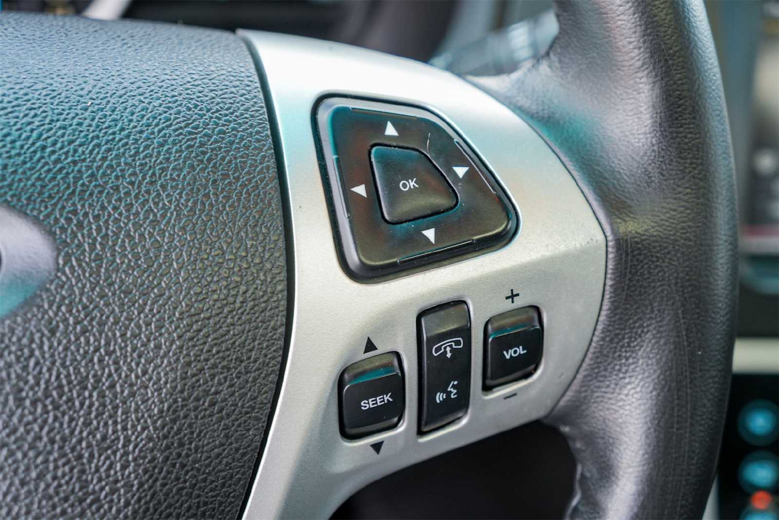 Thumbnail: 2012 Ford Explorer - 26