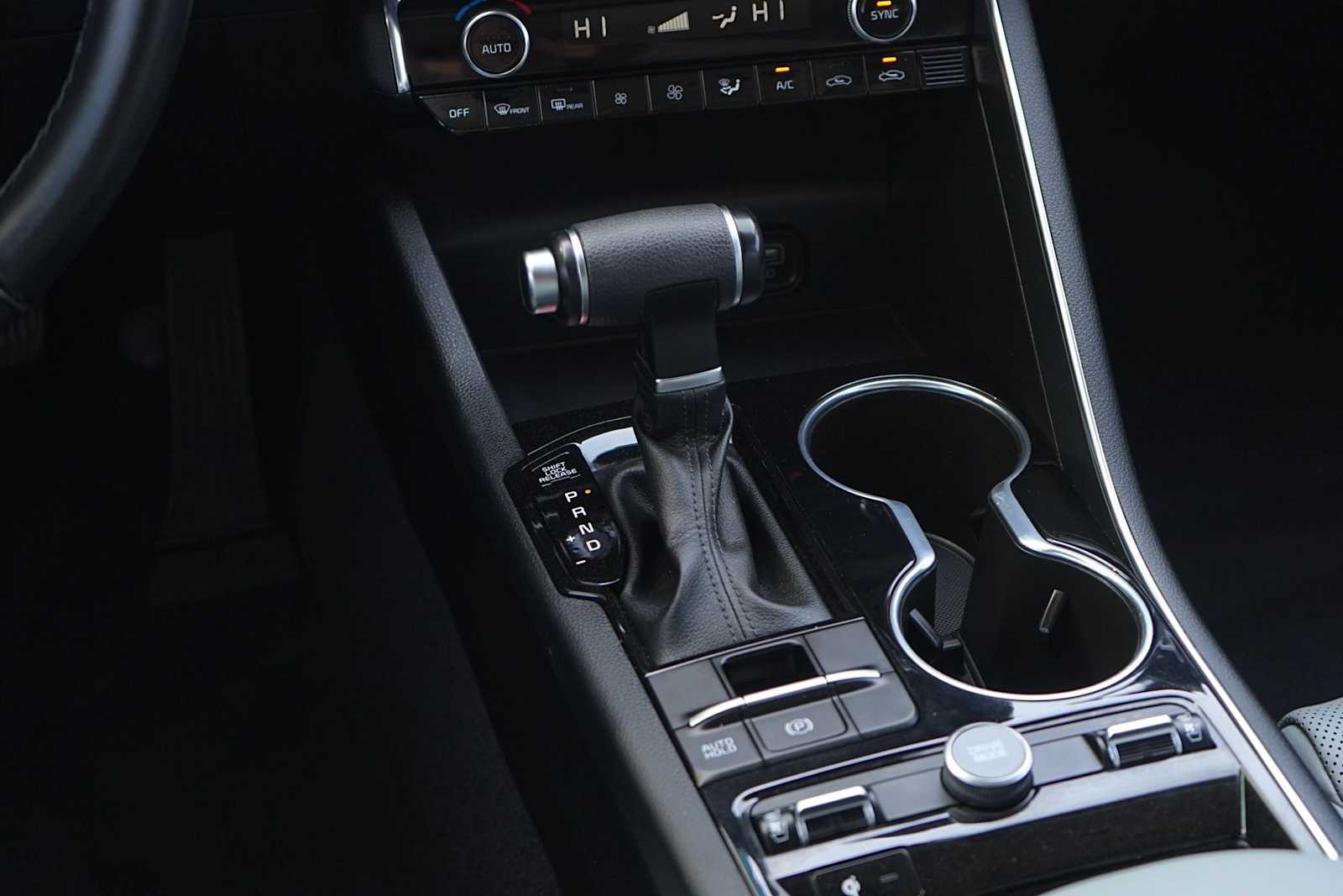 Thumbnail: 2023 Kia K5 - 21