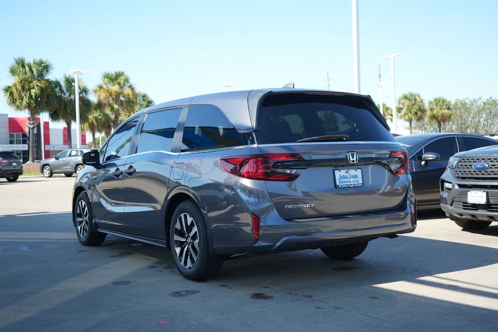 New 2026 Honda Odyssey EX-L Van Passenger