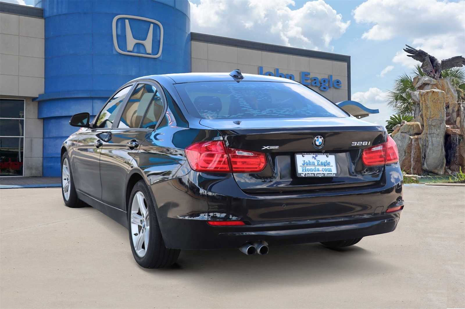 Thumbnail: 2013 BMW 3 Series - 4