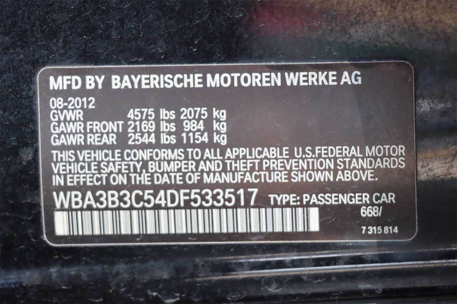 Thumbnail: 2013 BMW 3 Series - 28
