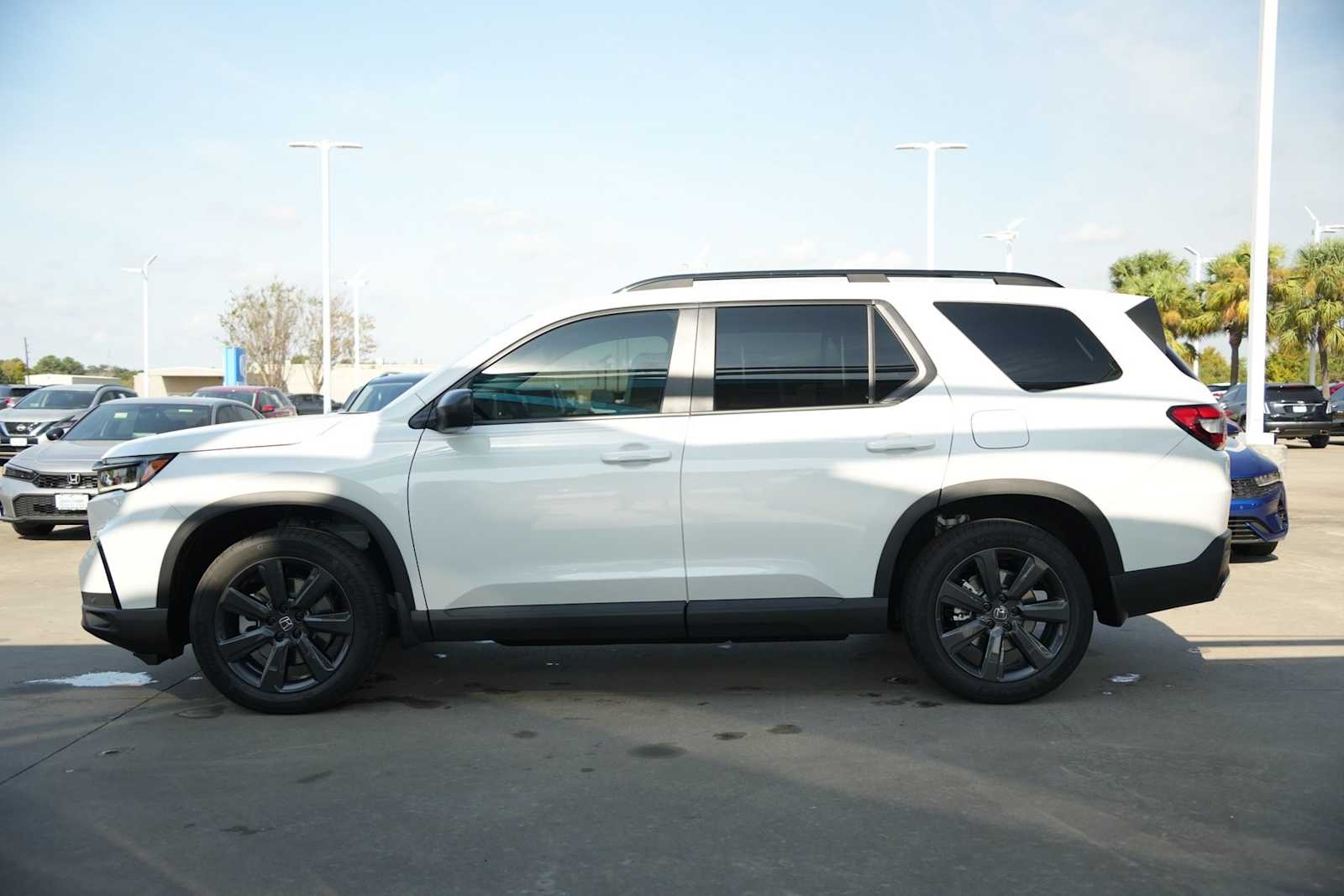 Thumbnail: 2025 Honda Pilot - 3