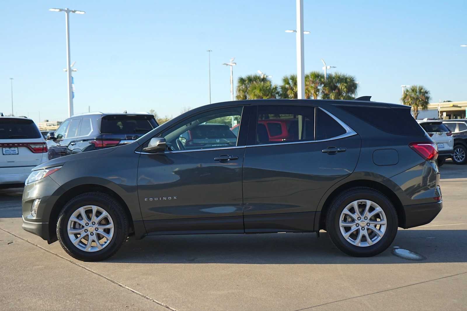 Thumbnail: 2018 Chevrolet Equinox - 3