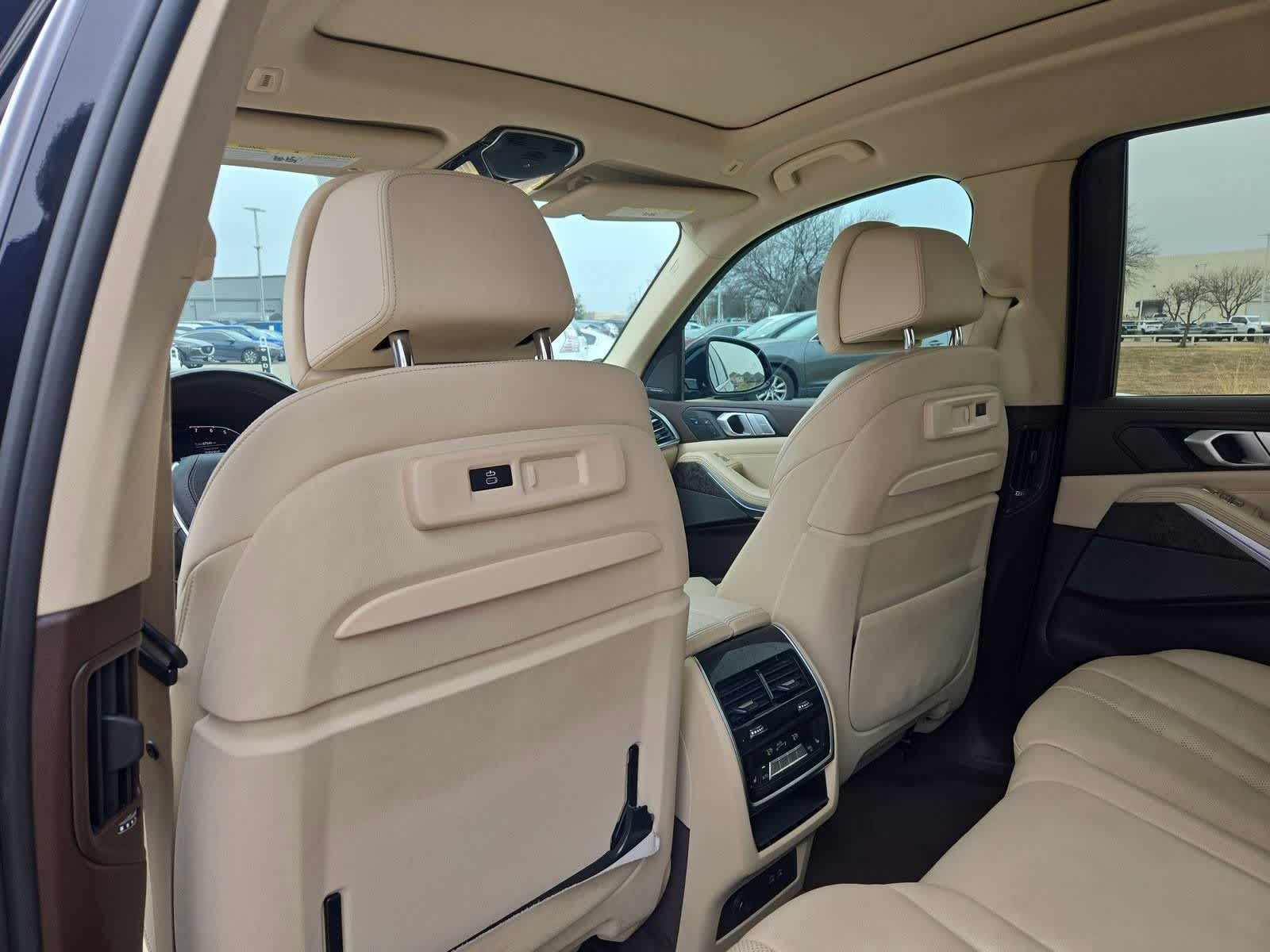 Thumbnail: 2019 BMW X7 - 17