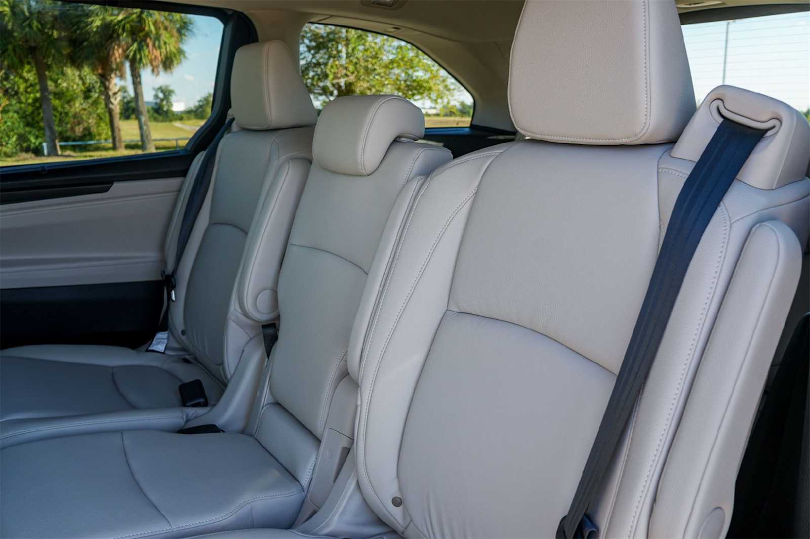 Thumbnail: 2026 Honda Odyssey - 13