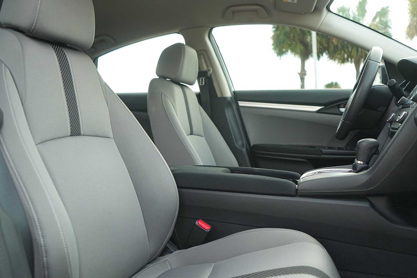 Thumbnail: 2018 Honda Civic - 15