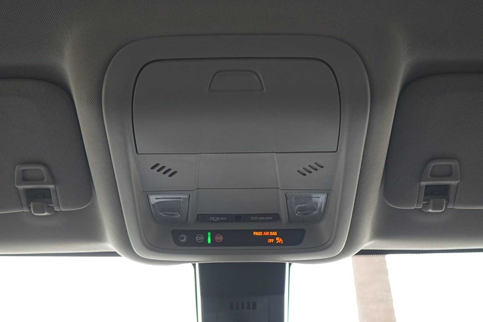 Thumbnail: 2023 Chevrolet Equinox - 24