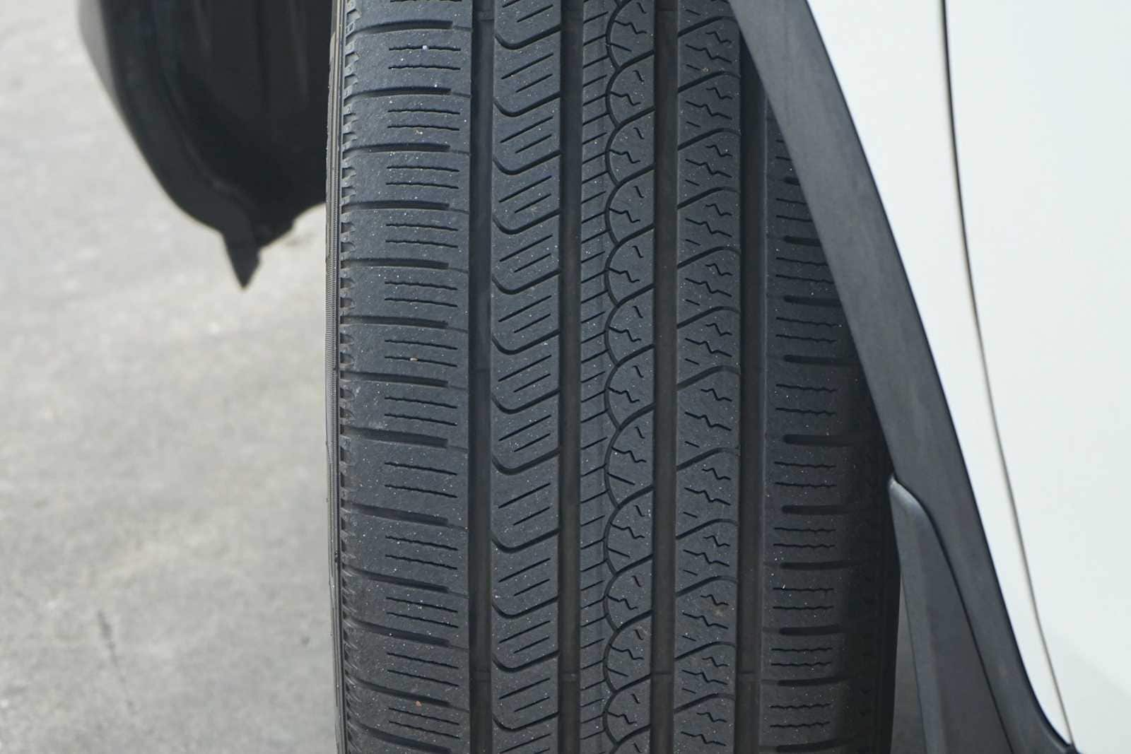 Thumbnail: 2017 Honda Pilot - 29