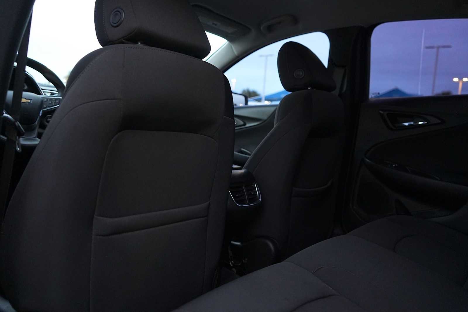 Thumbnail: 2021 Chevrolet Malibu - 13