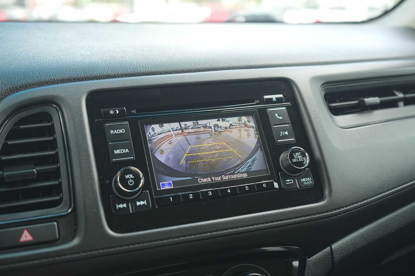 Thumbnail: 2020 Honda HR-V - 23