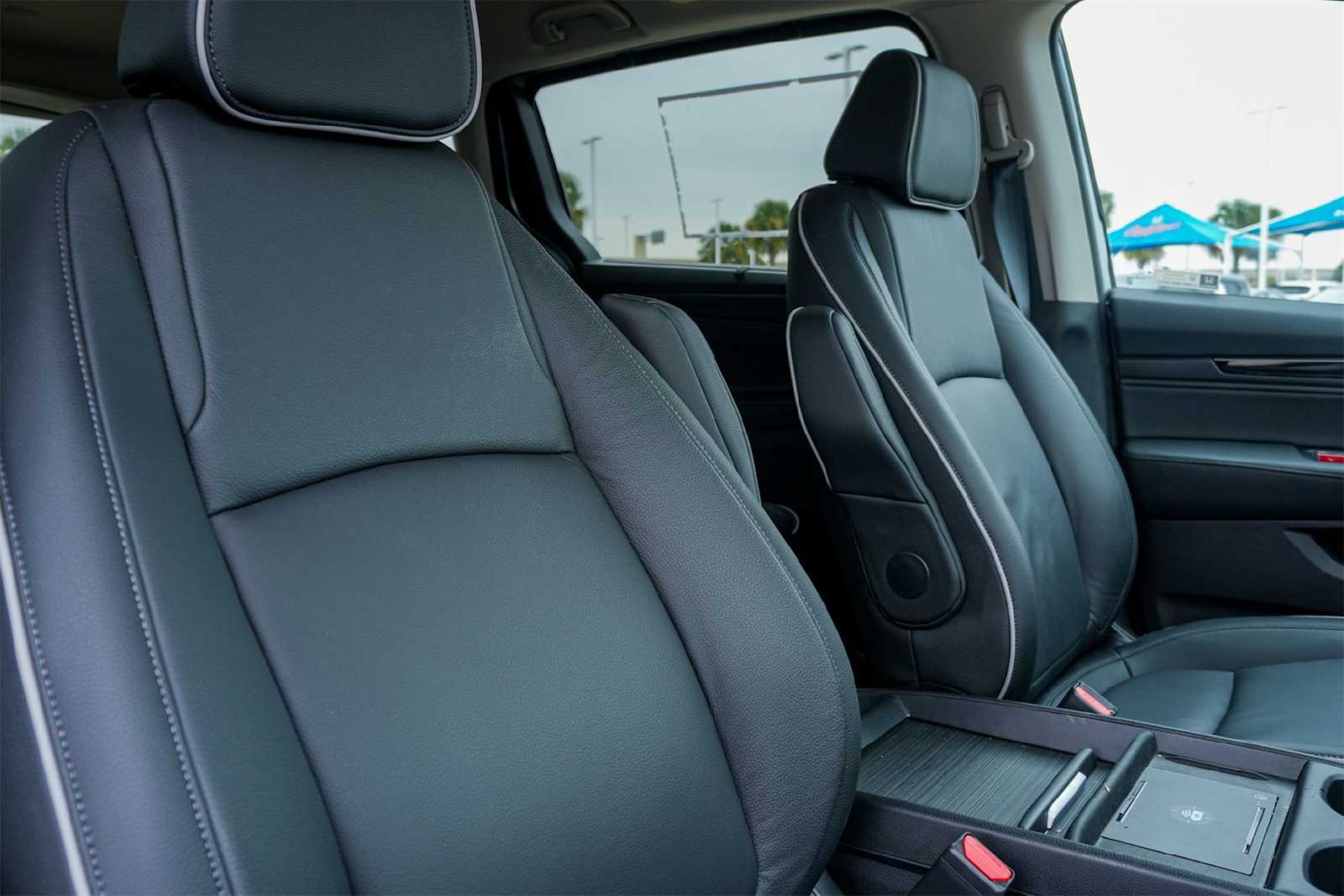 Thumbnail: 2026 Honda Odyssey - 14