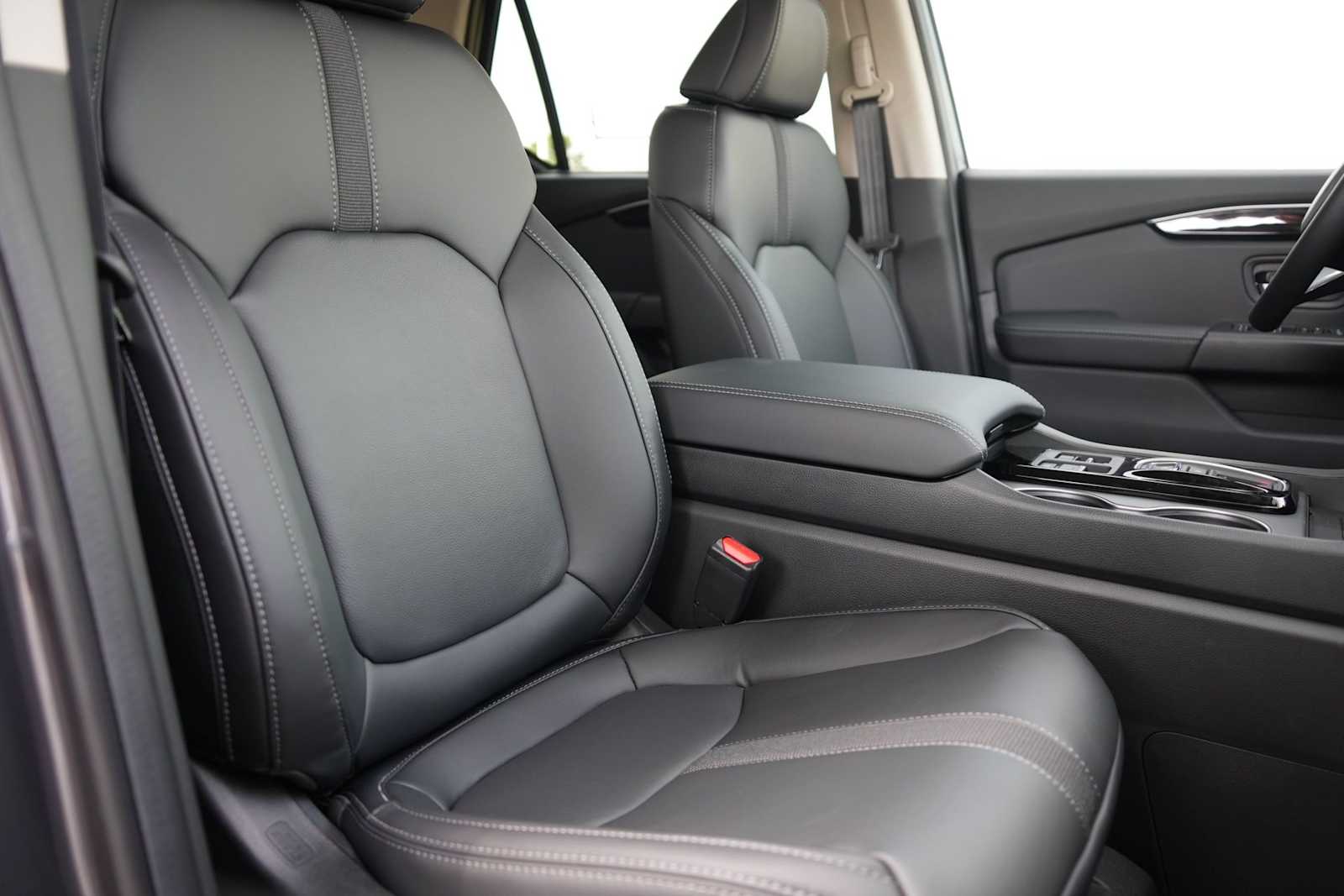 Thumbnail: 2025 Honda Pilot - 14