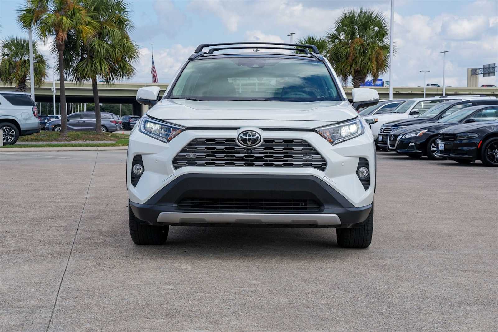 Thumbnail: 2021 Toyota RAV4 - 6