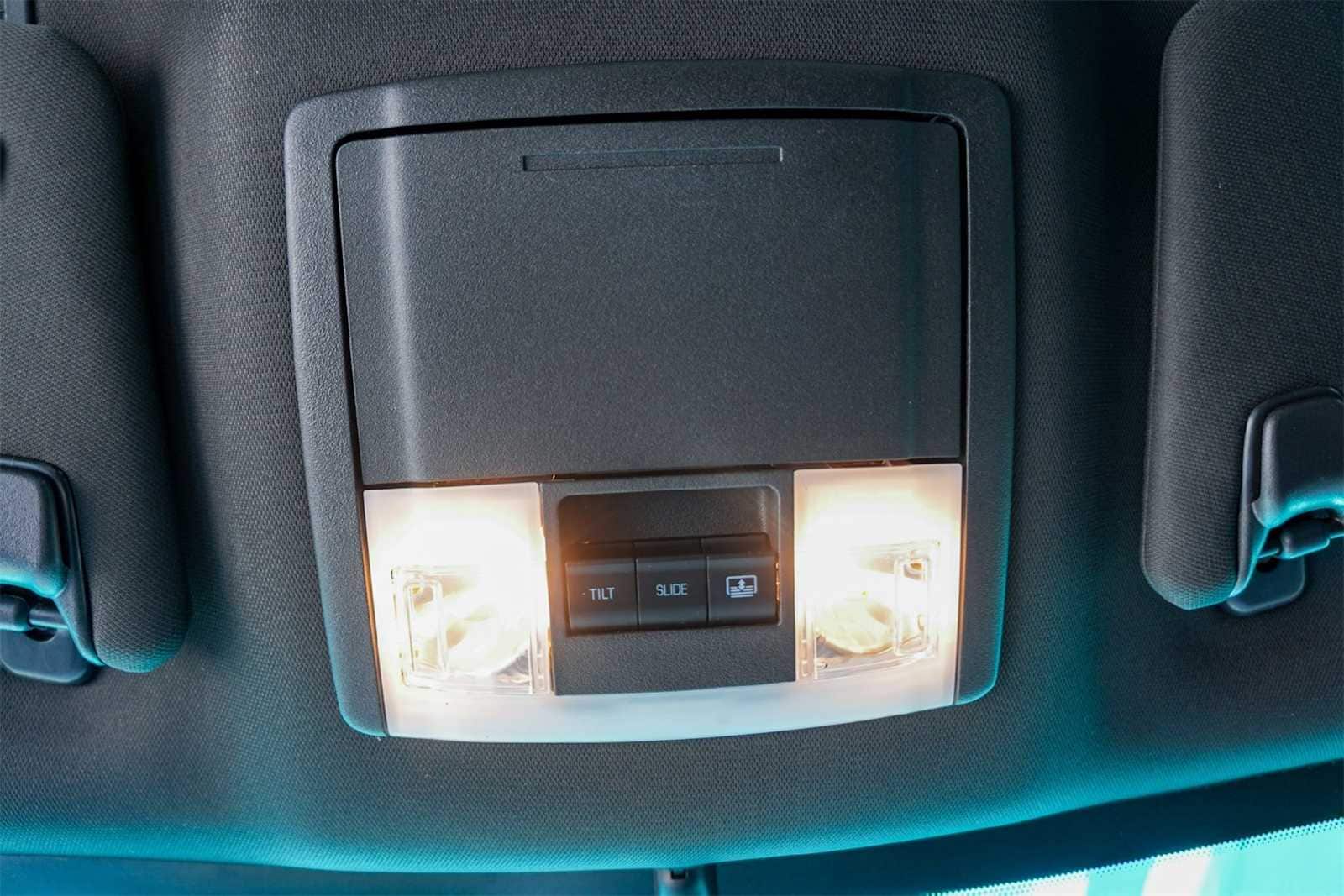 Thumbnail: 2012 Ford Explorer - 27