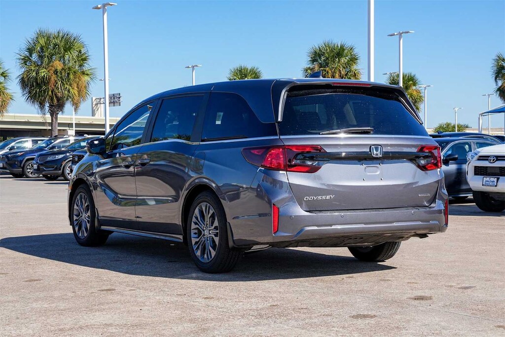 Certified 2026 Honda Odyssey Touring Van Passenger