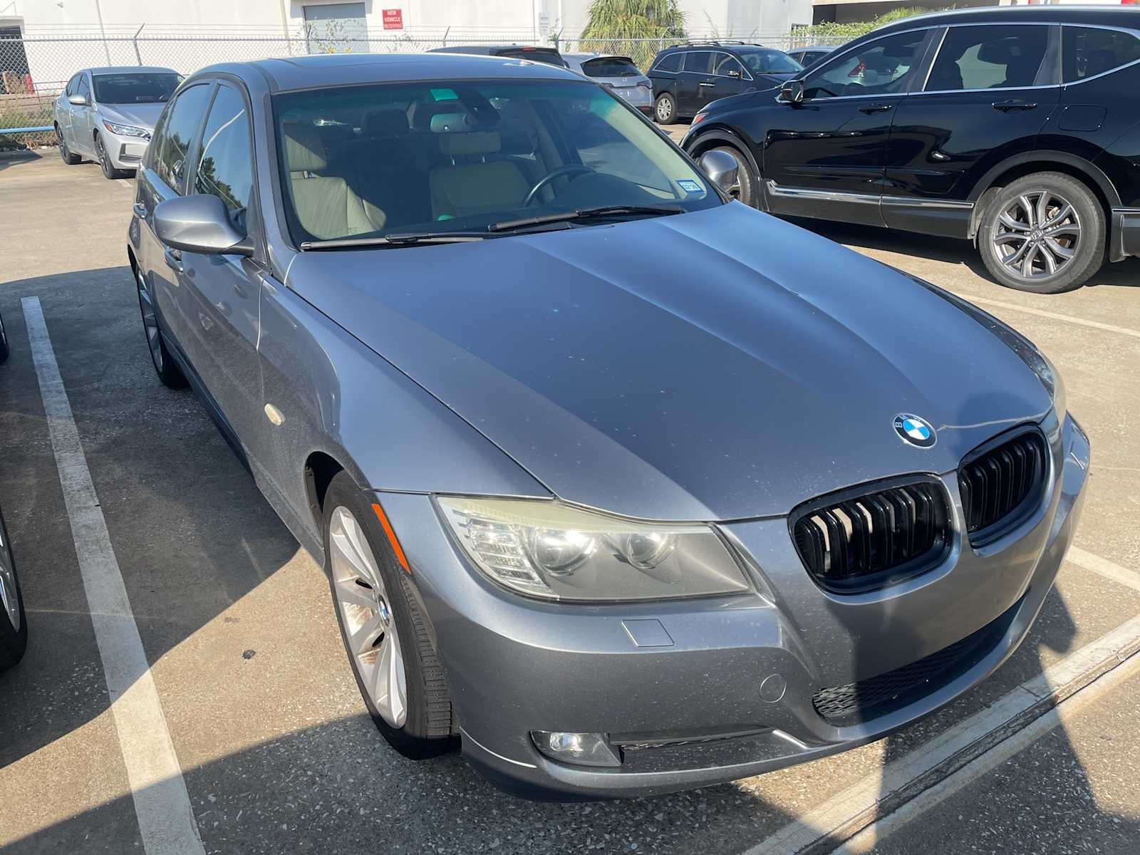 Thumbnail: 2011 BMW 3 Series - 4