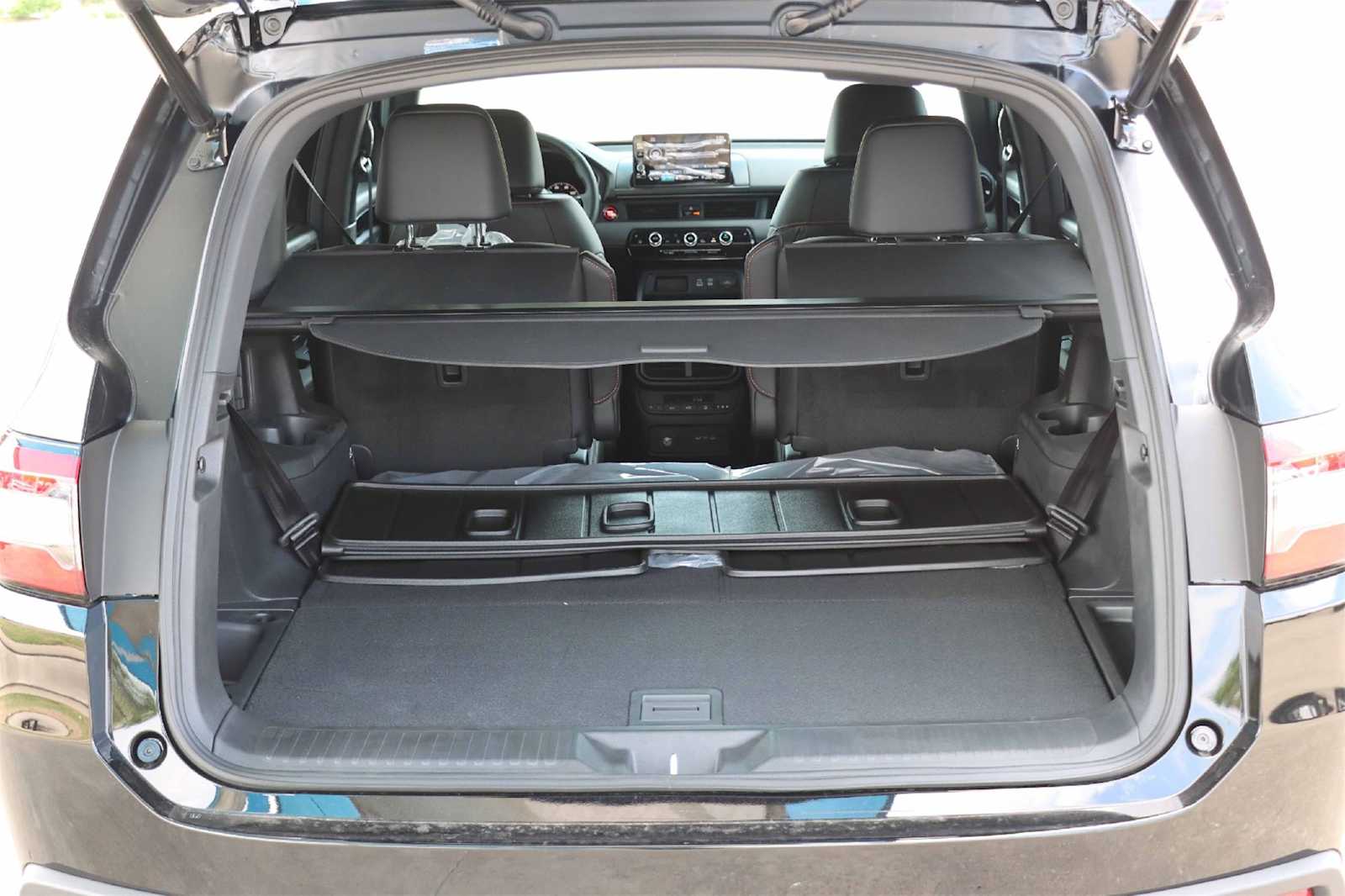 Thumbnail: 2025 Honda Pilot - 19