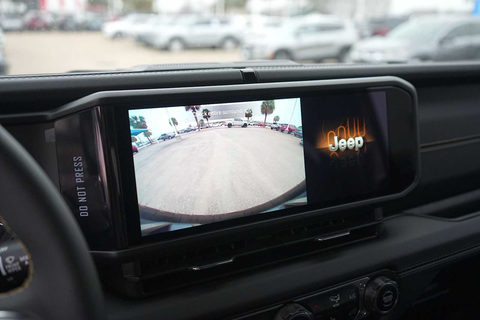 Thumbnail: 2024 Jeep Wrangler - 24