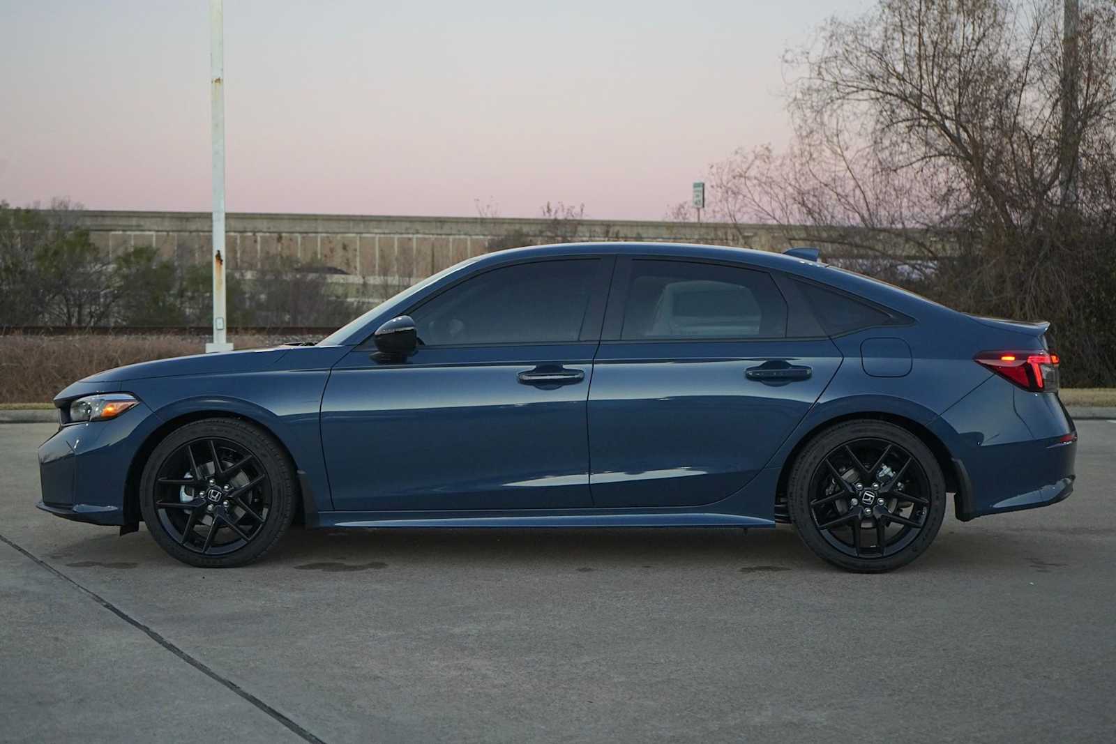 Thumbnail: 2026 Honda Civic - 3