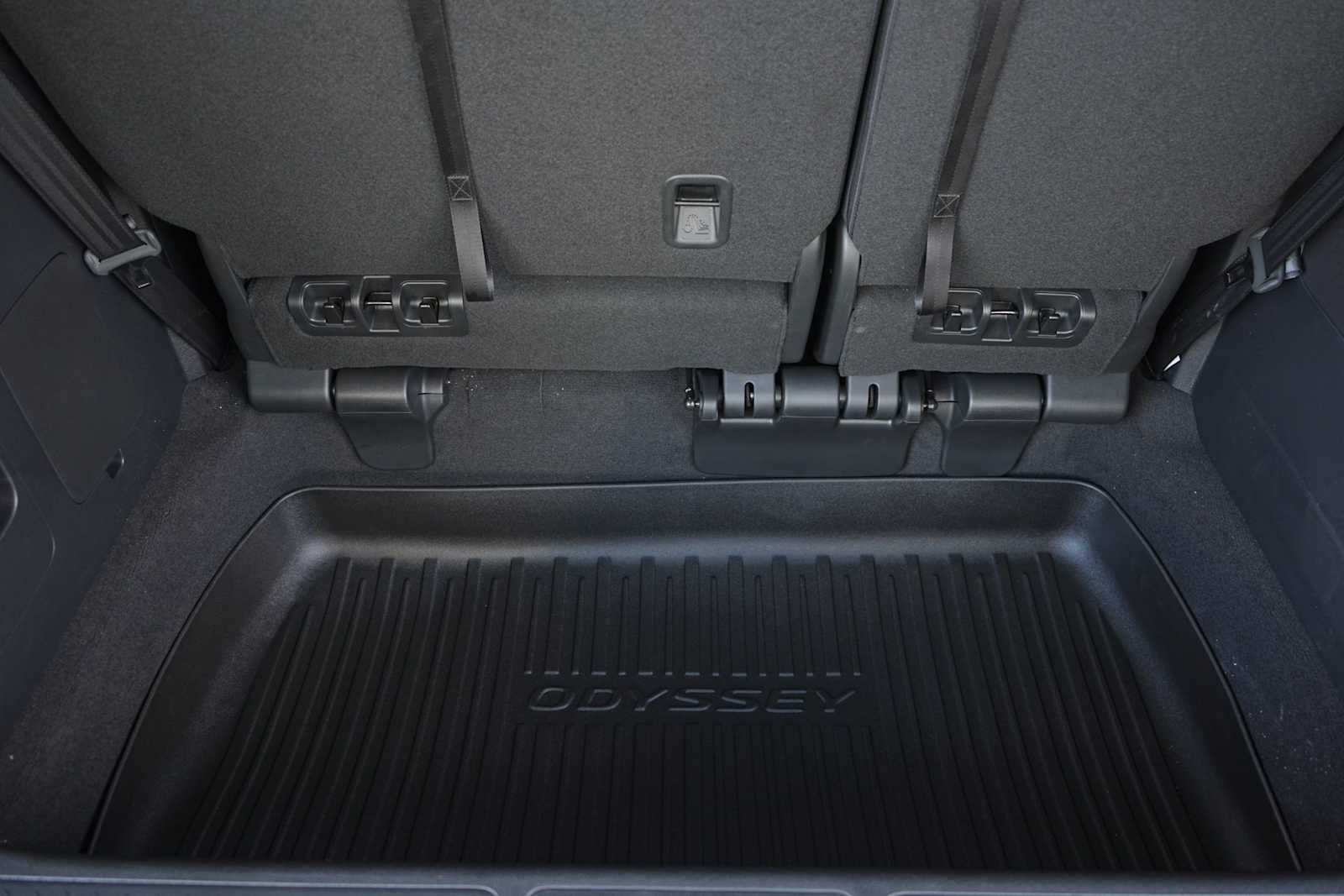 Thumbnail: 2026 Honda Odyssey - 19