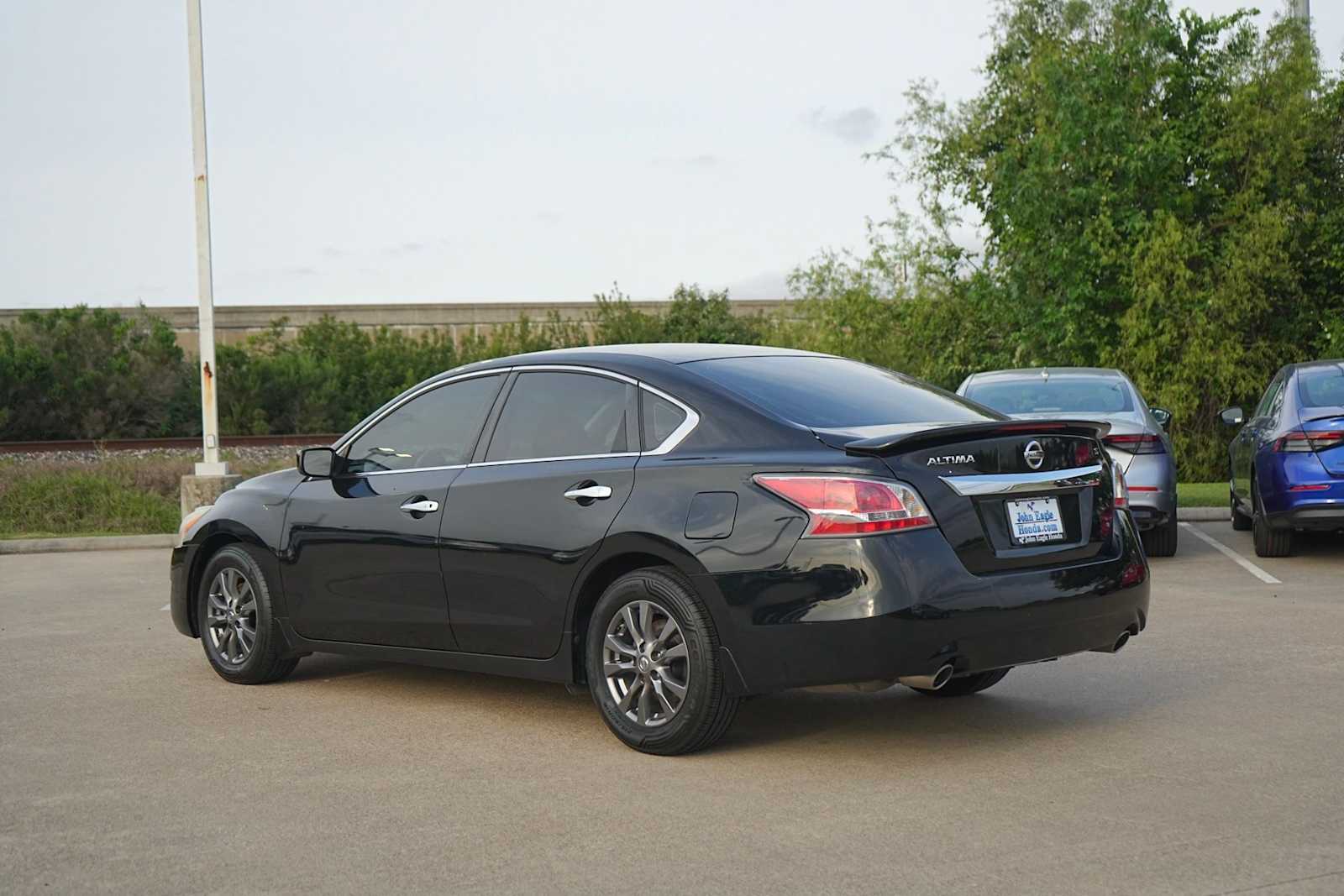 Thumbnail: 2015 Nissan Altima - 4