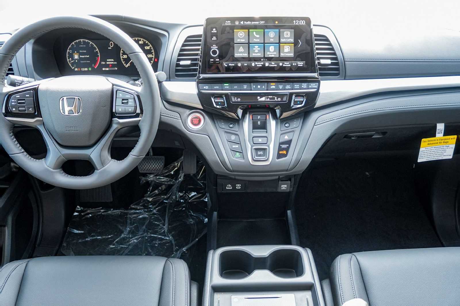 Thumbnail: 2026 Honda Odyssey - 10