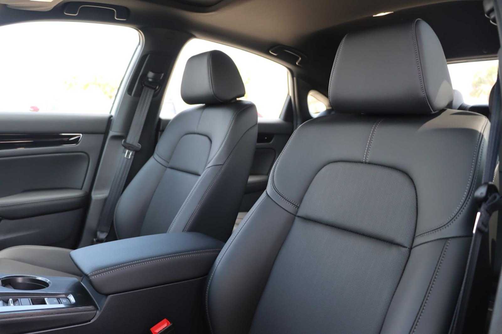 2025 Honda Civic Sport Touring 10