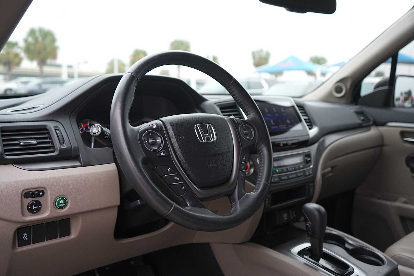 Thumbnail: 2018 Honda Pilot - 2