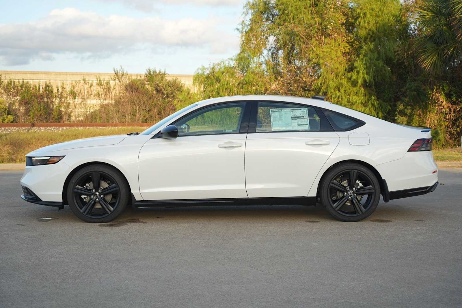 Thumbnail: 2025 Honda Accord - 3