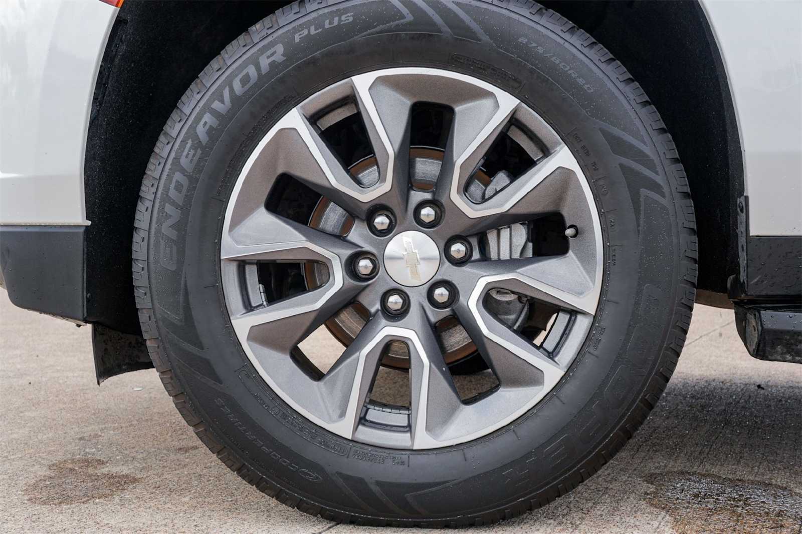 Thumbnail: 2022 Chevrolet Tahoe - 8