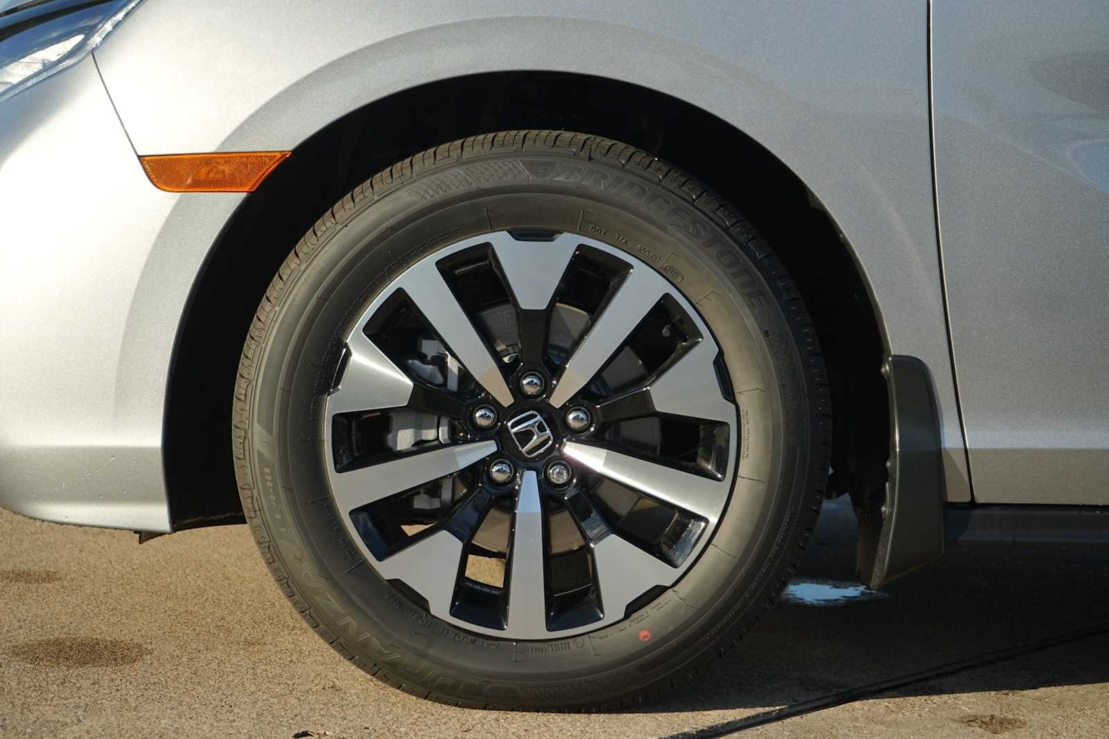 Thumbnail: 2026 Honda Odyssey - 7