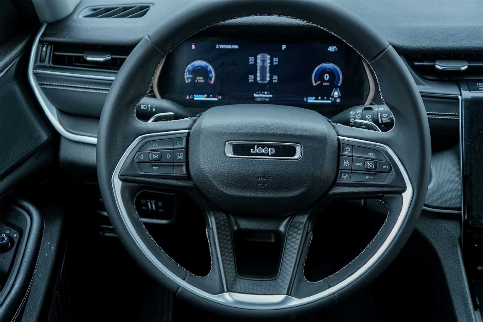 Thumbnail: 2023 Jeep Grand Cherokee - 15