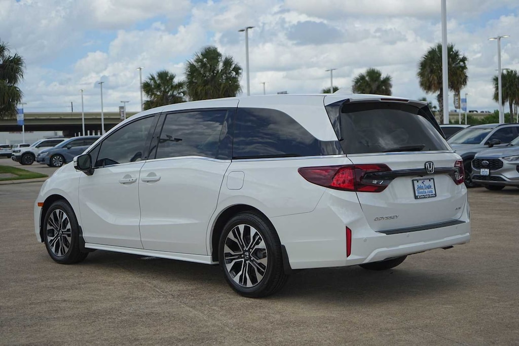 Certified 2026 Honda Odyssey Elite Van Passenger