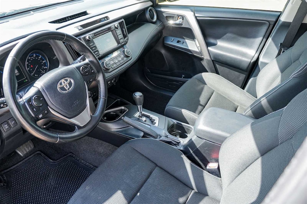 Used 2018 Toyota RAV4 XLE SUV
