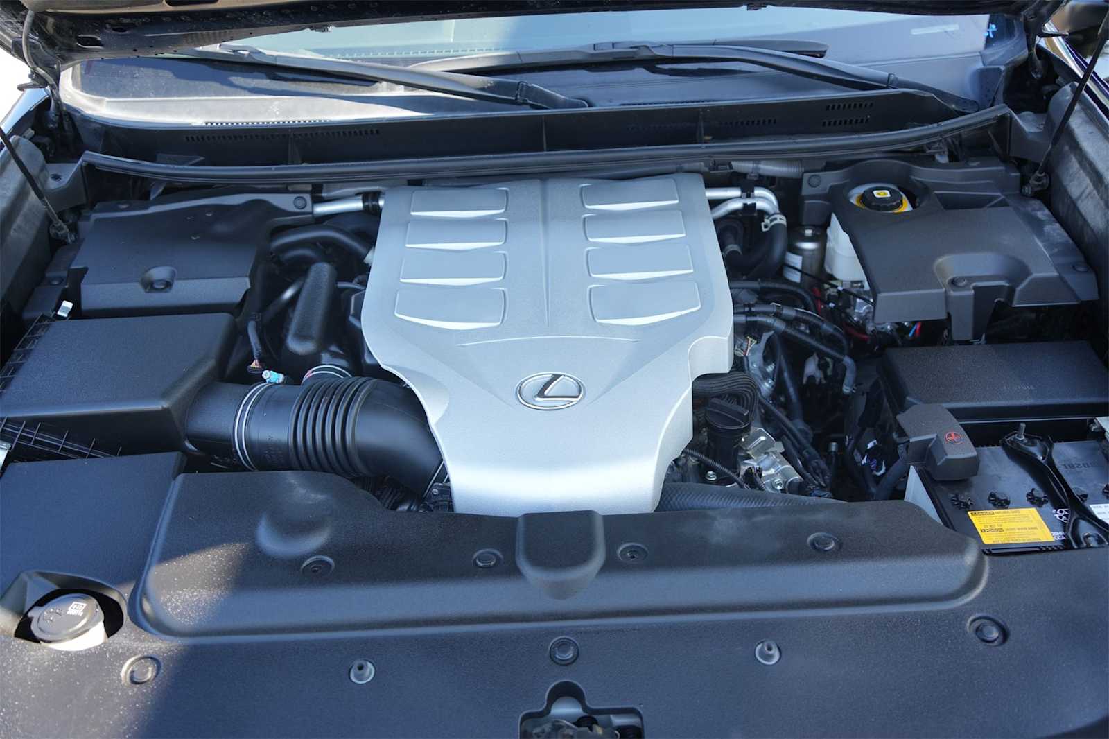 Thumbnail: 2023 Lexus GX - 8