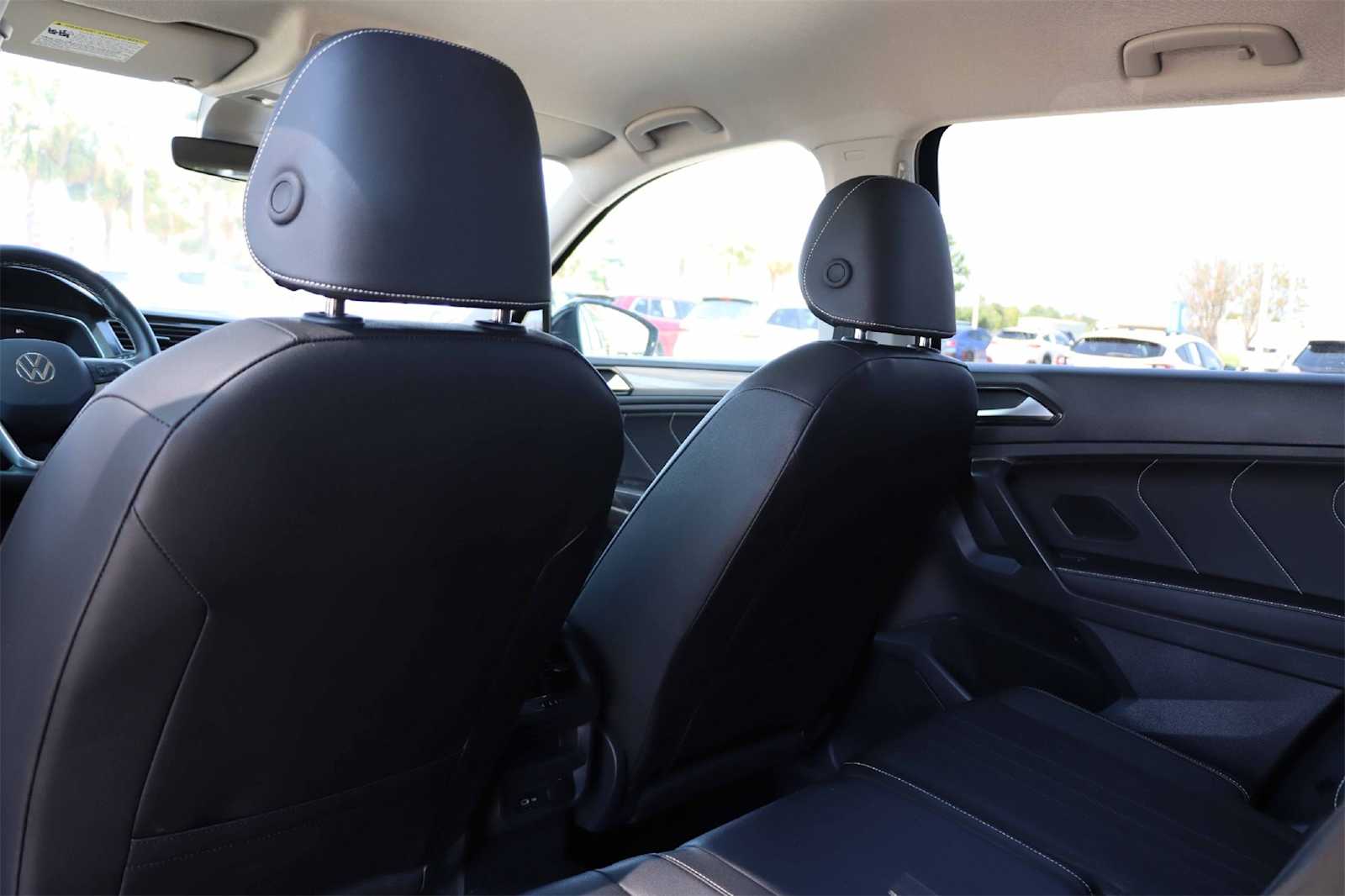 Thumbnail: 2024 Volkswagen Tiguan - 14