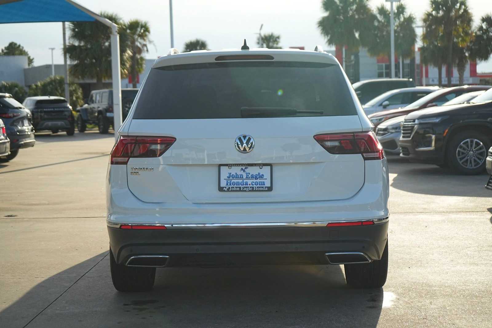 Thumbnail: 2021 Volkswagen Tiguan - 5